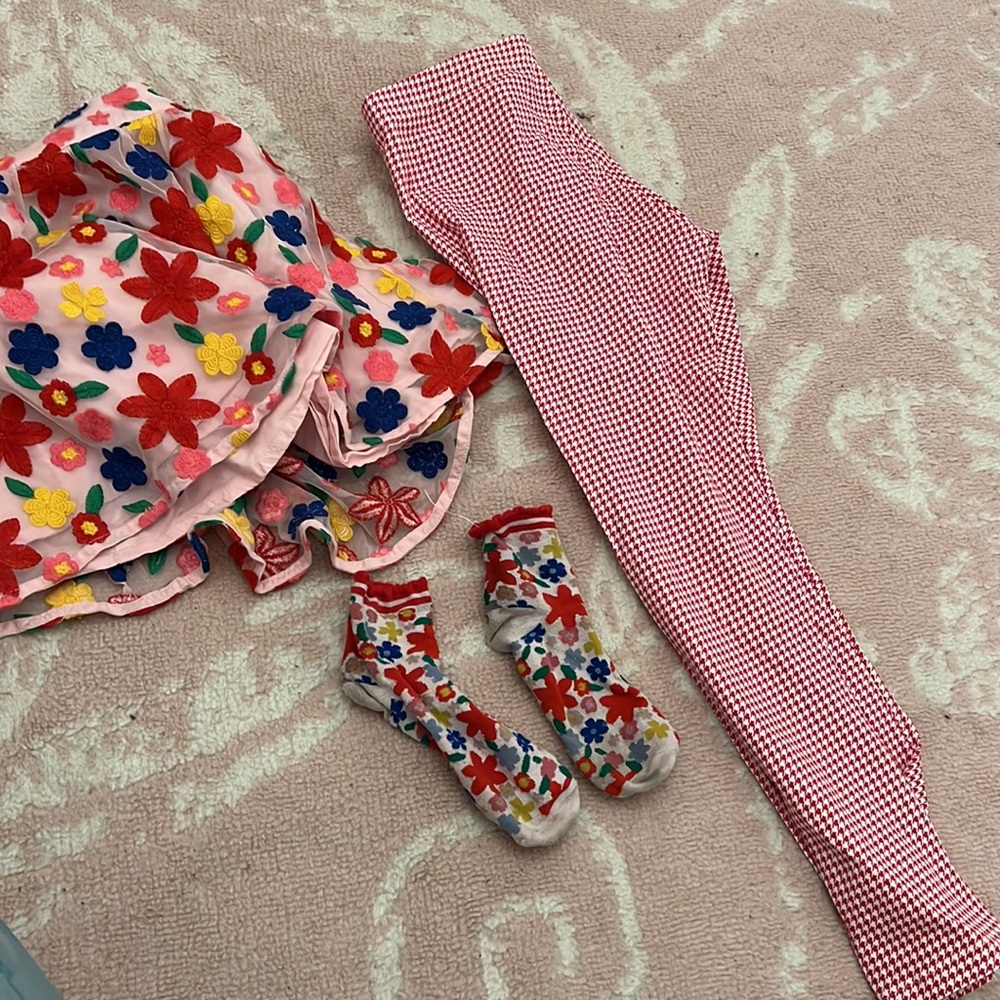 Janie and Jack Skirt plus matching socks and leggings
